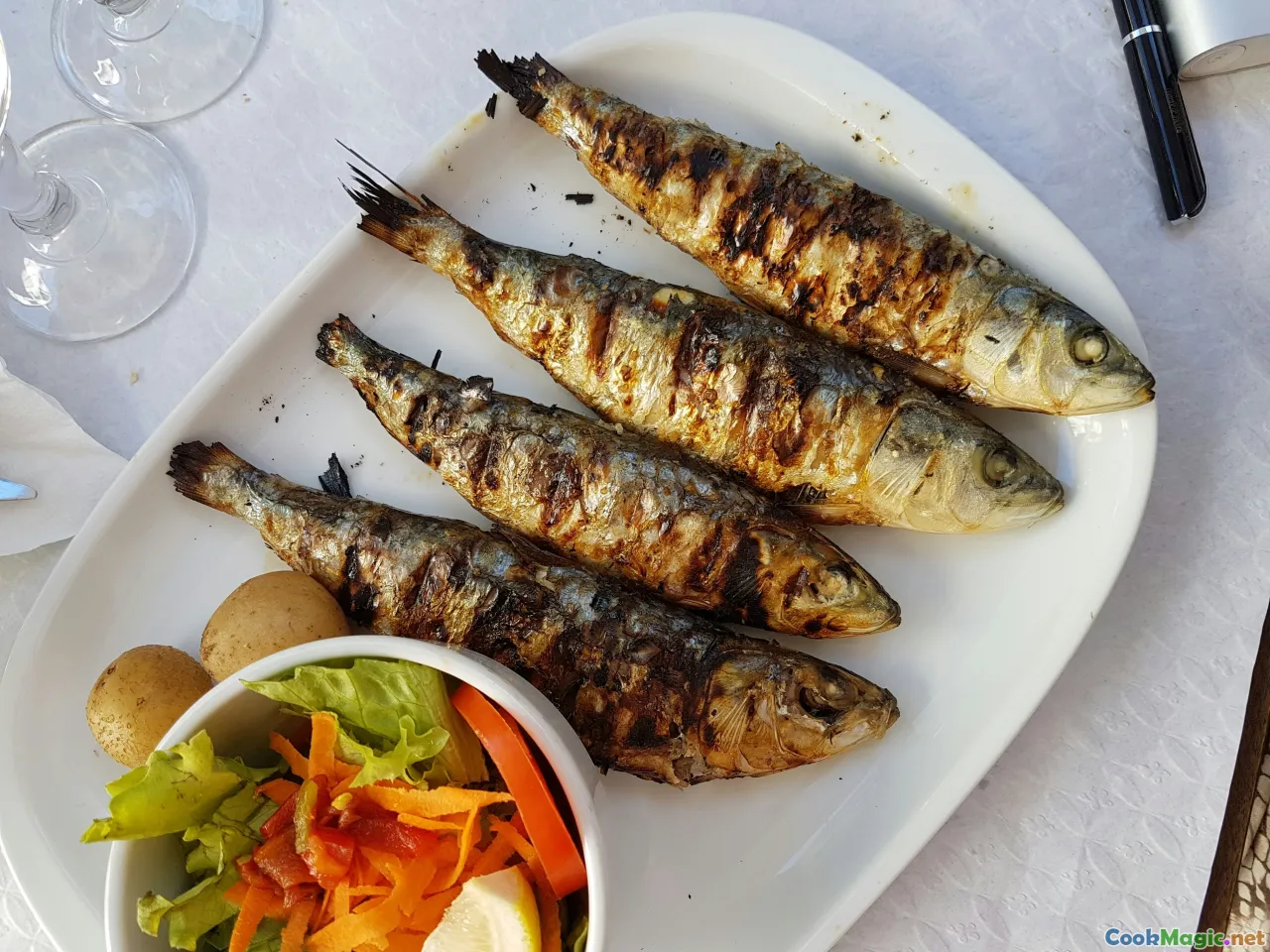 How Adriatic Seafood Shapes Montenegrin Coastal Cuisine