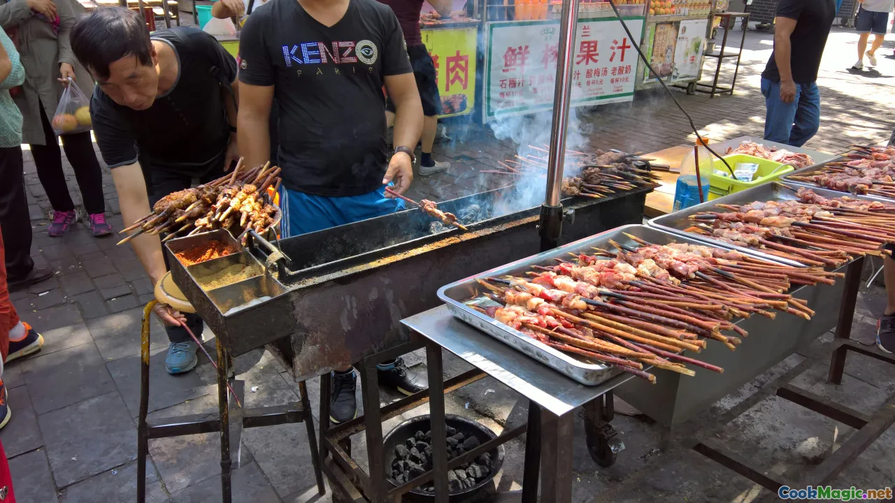 Brazilian street food, acarajé stalls, grilled meat, frutas tropicais