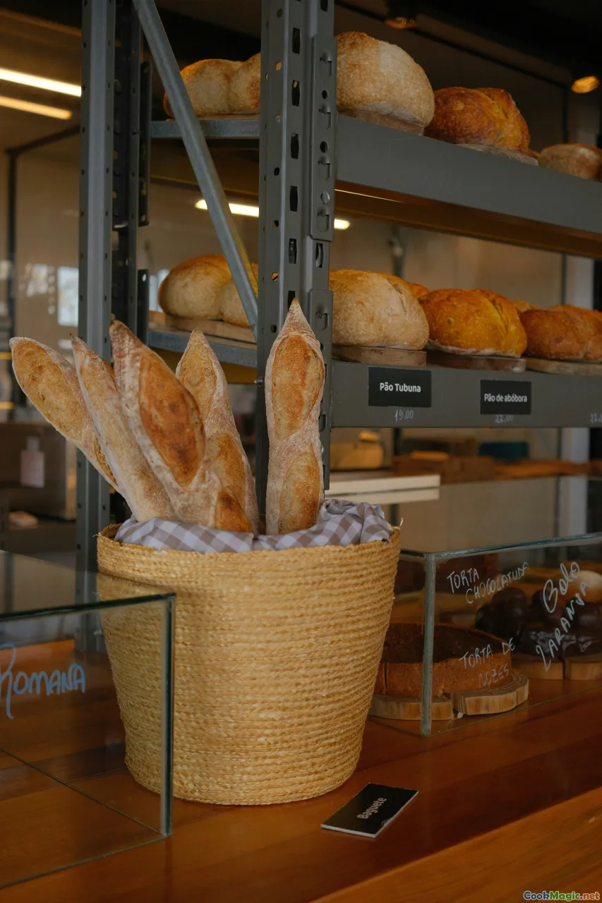 café setup, bread display, professional baking, customer experience