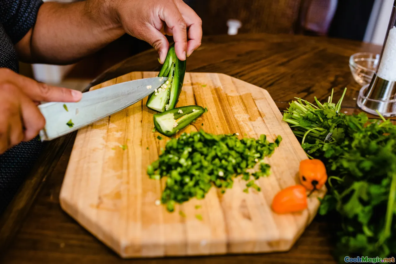 cooking tips, home kitchen, vegetable chopping