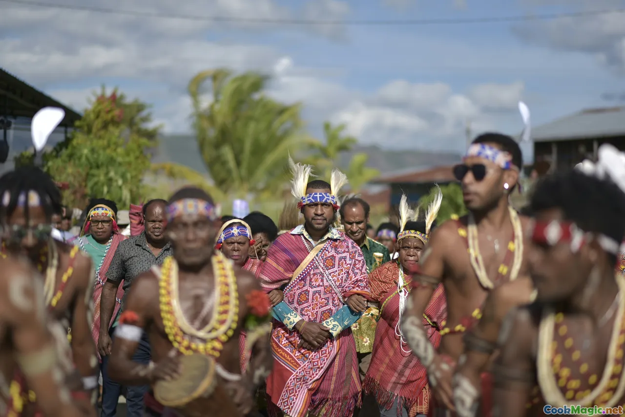 Fijian family gathering, vibrant markets, traditional dance