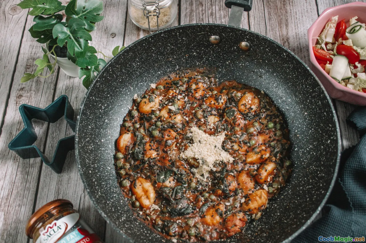 gumbo, okra texture, culinary detail, stew, ingredient focus