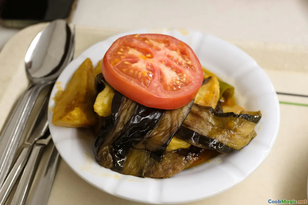 Haitian dish, pork with epis, Haitian stew, street food