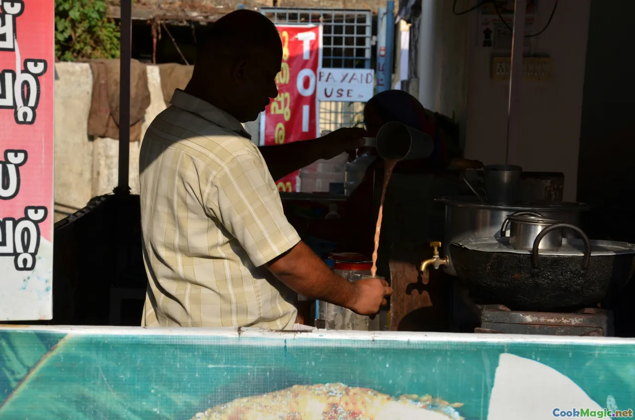 Haitian street food, Bannann Peze, Haitian markets, cultural food, street vendors