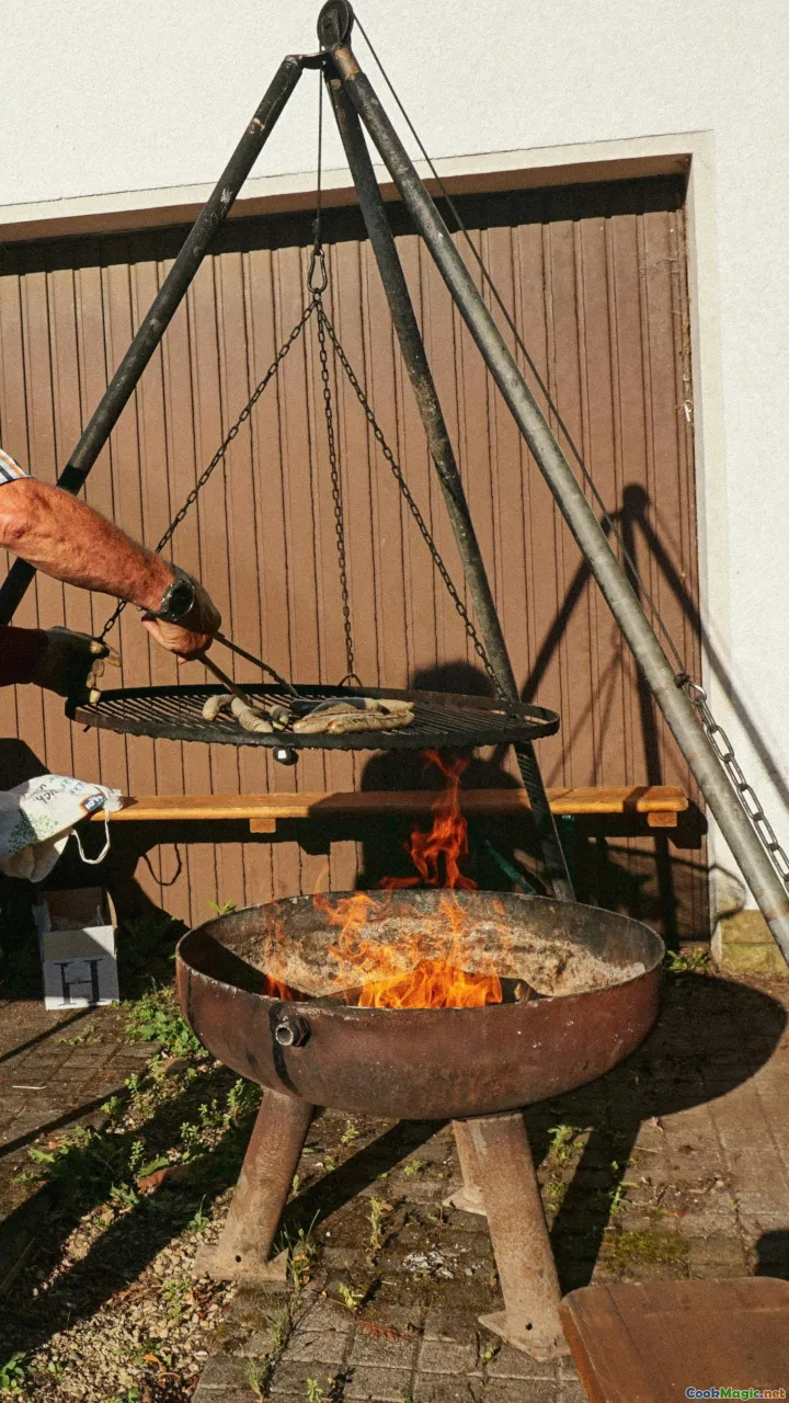 Icelandic festivals, food gatherings, traditional dishes, cultural events