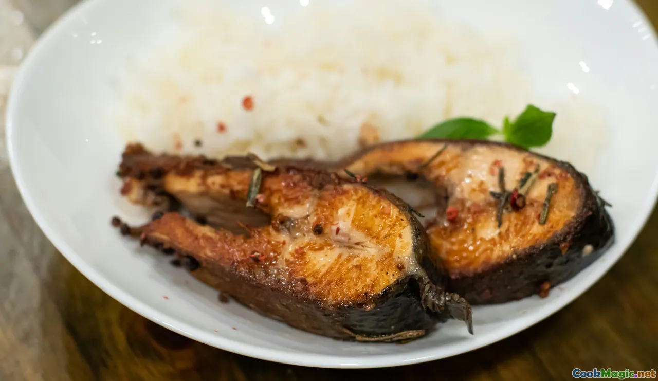 jerk chicken, pepper sauce, seafood, Caribbean cuisine