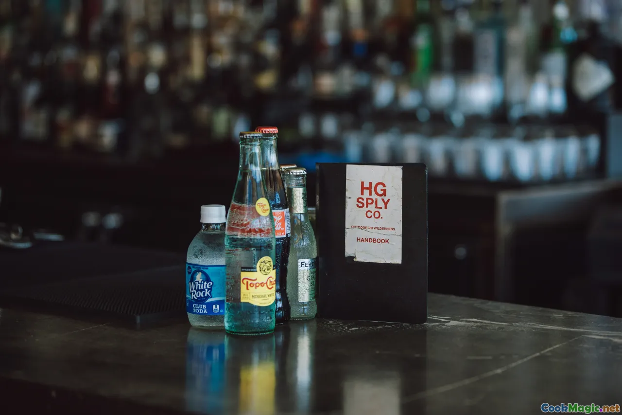 loyalty cards, personalized drinks, digital app