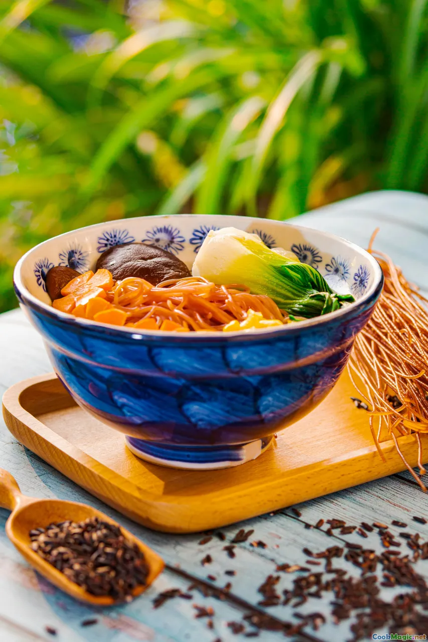 A Guide to Sapasui Samoa's Flavorful Noodle Dish