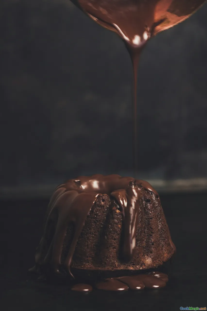 sliced black pudding, serving plate, close-up of texture