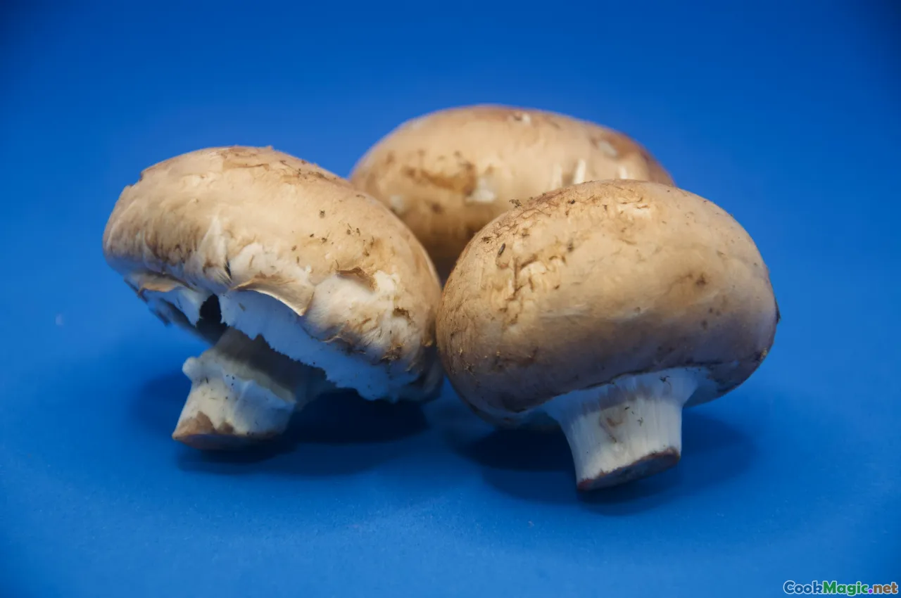 smoked fish, potatoes, mushrooms