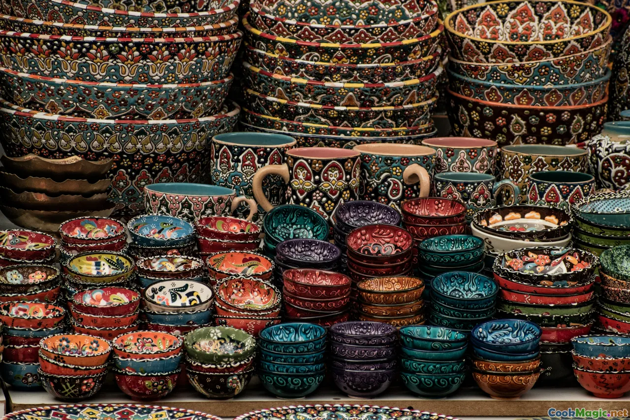 spice market, Uzbek spice jars