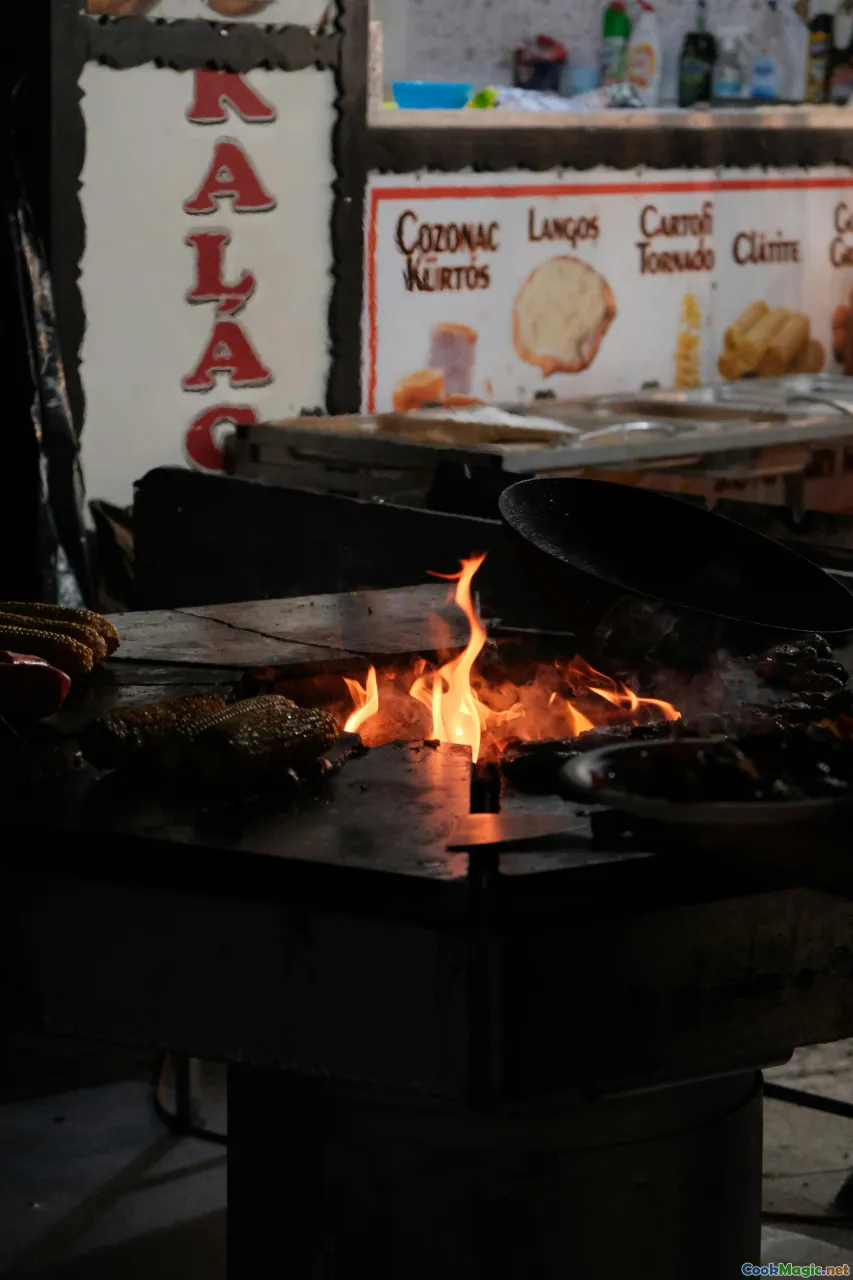 street food, Antigua Guatemala, Limón Costa Rica, comal
