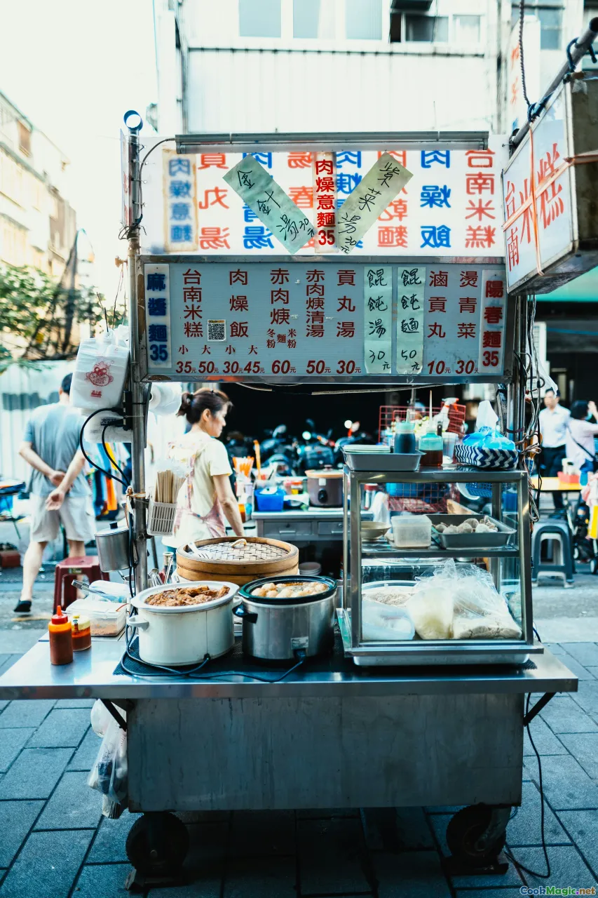 street food dishes, food market, cuisine diversity