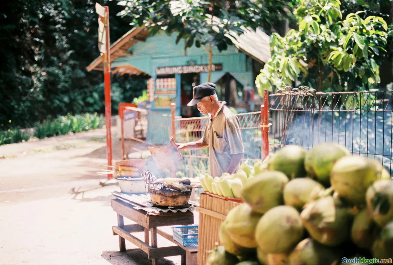 traditional cooking, street food vendors, home cooking