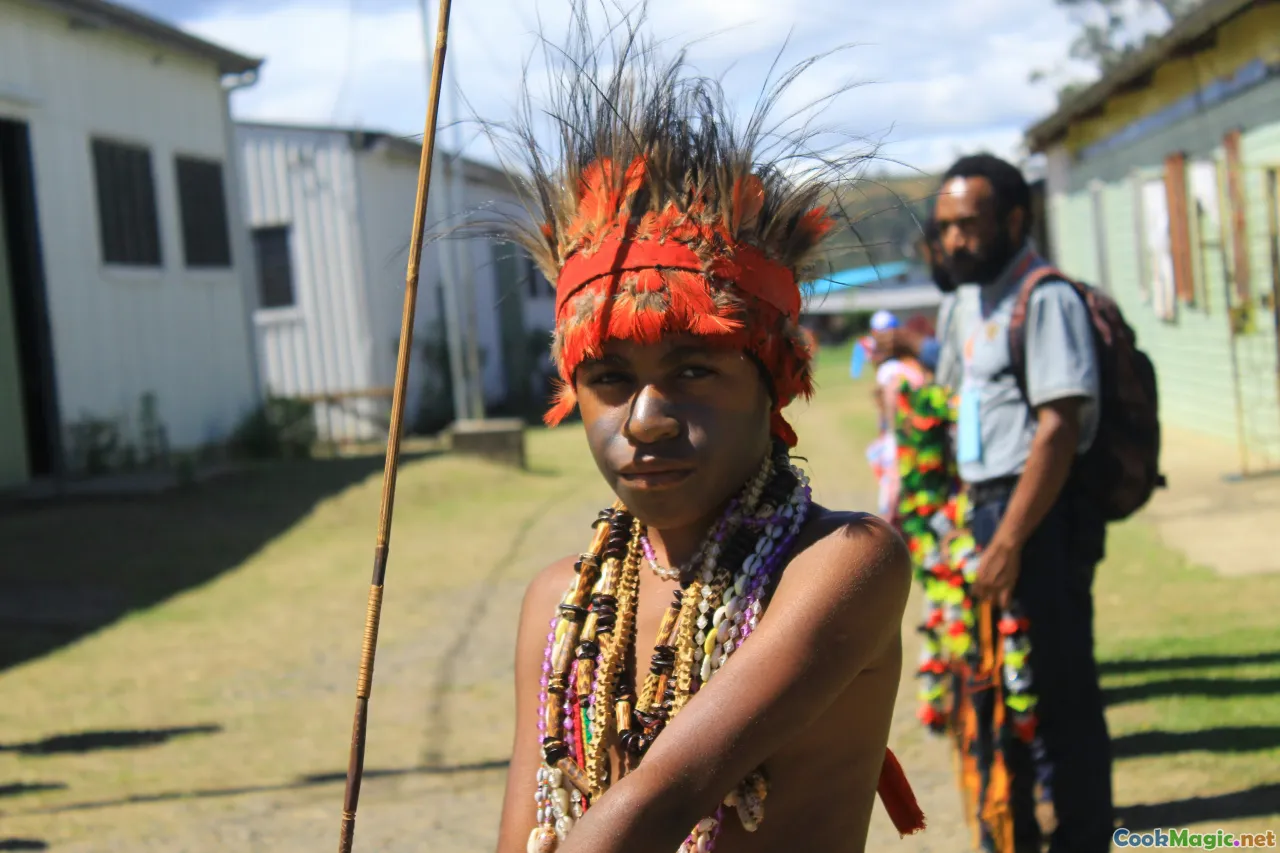 village feast, mumu pit, Papua New Guinea map
