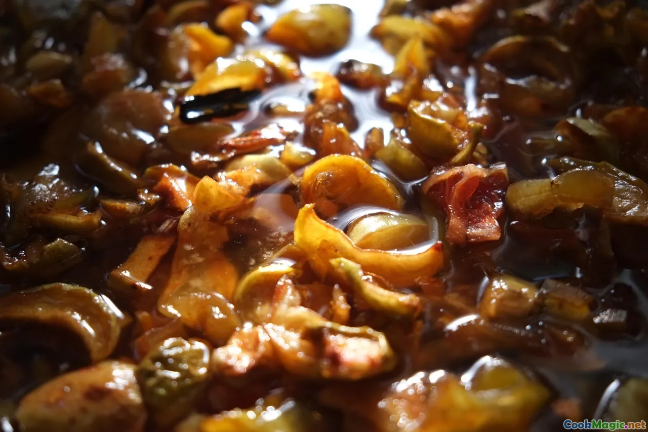 coconut_candy, fruit_preserves, haitian_food, traditional_dessert