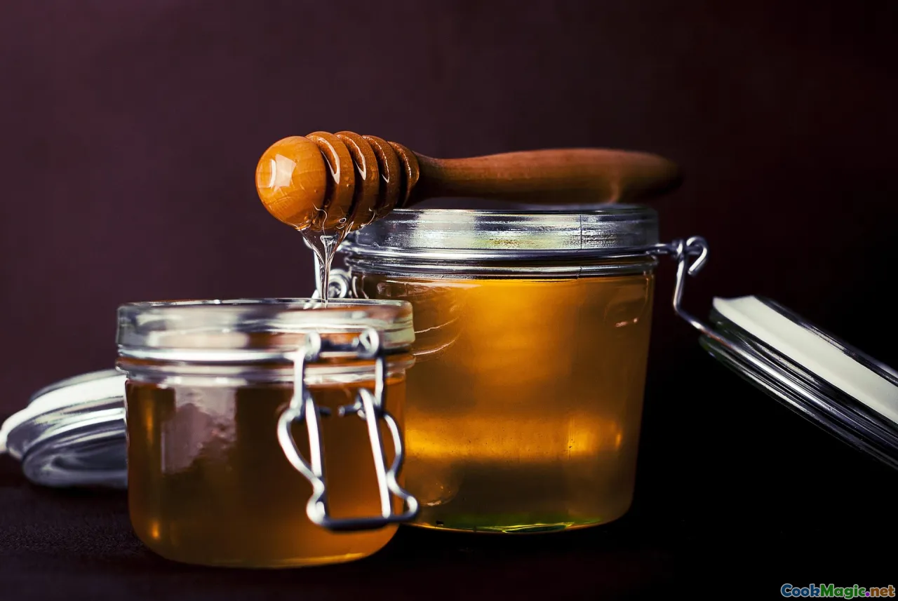 honey jar, spice mixture, Belarusian village