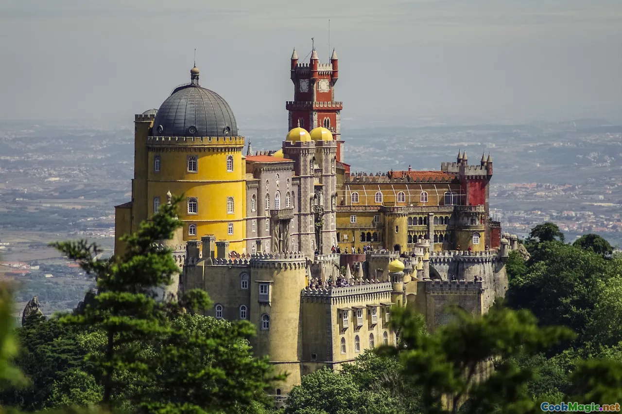 Lisbon street food, Sintra palaces, Tripoline markets