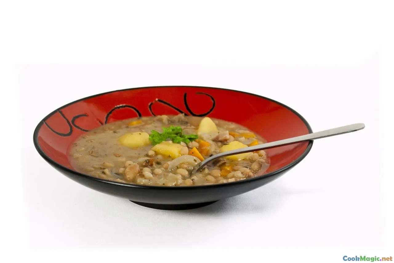 locro, Argentinian stew, corn, beans