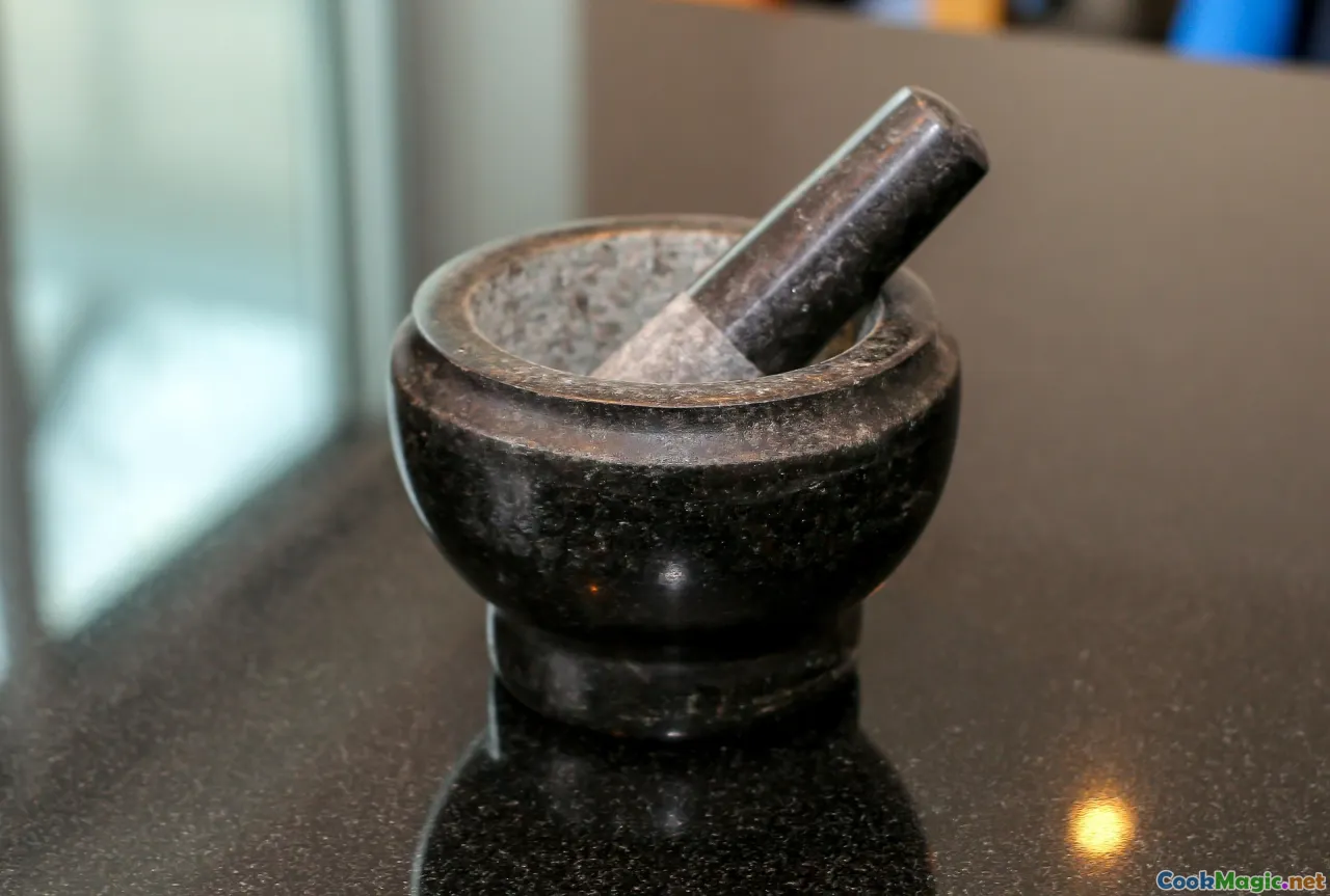 mortar and pestle, curry paste, kitchen hands, granite mortar
