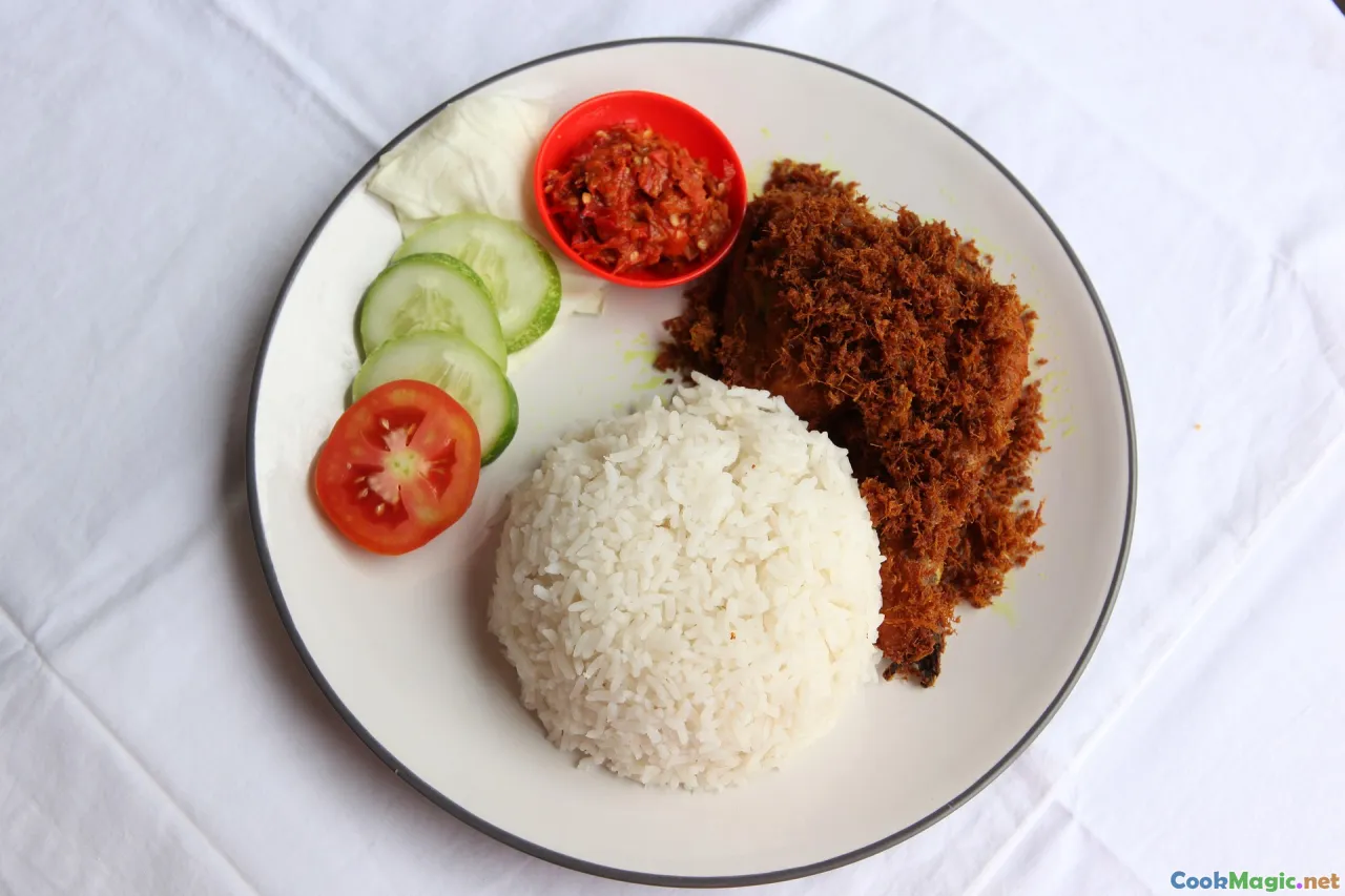 Nasi Lemak, Hainanese chicken rice, nasi kerabu, Malaysian rice dishes