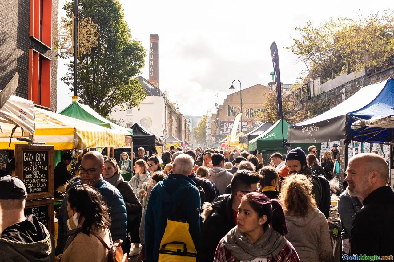 social gathering, Ghanaian street vendor, community sharing, festival food