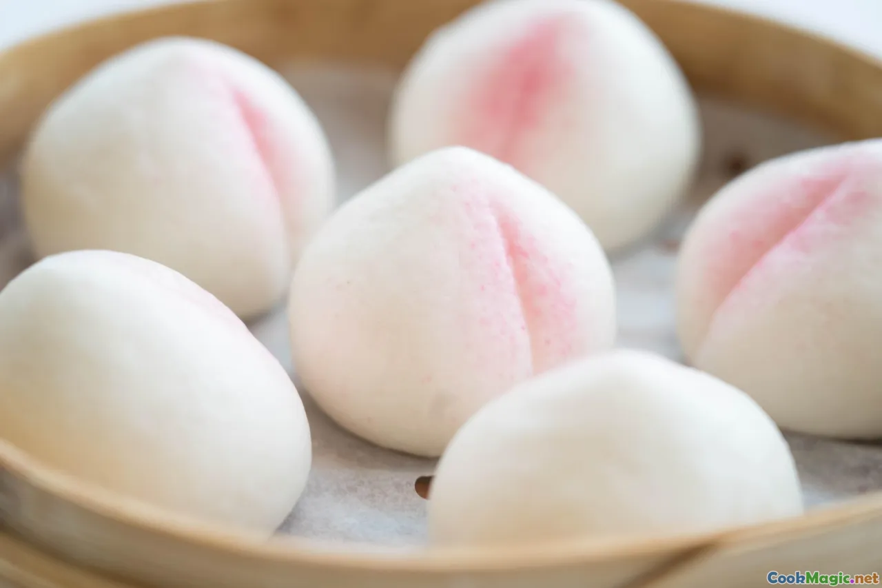 steaming rice, bamboo steamer, traditional cooking, rice steaming basket