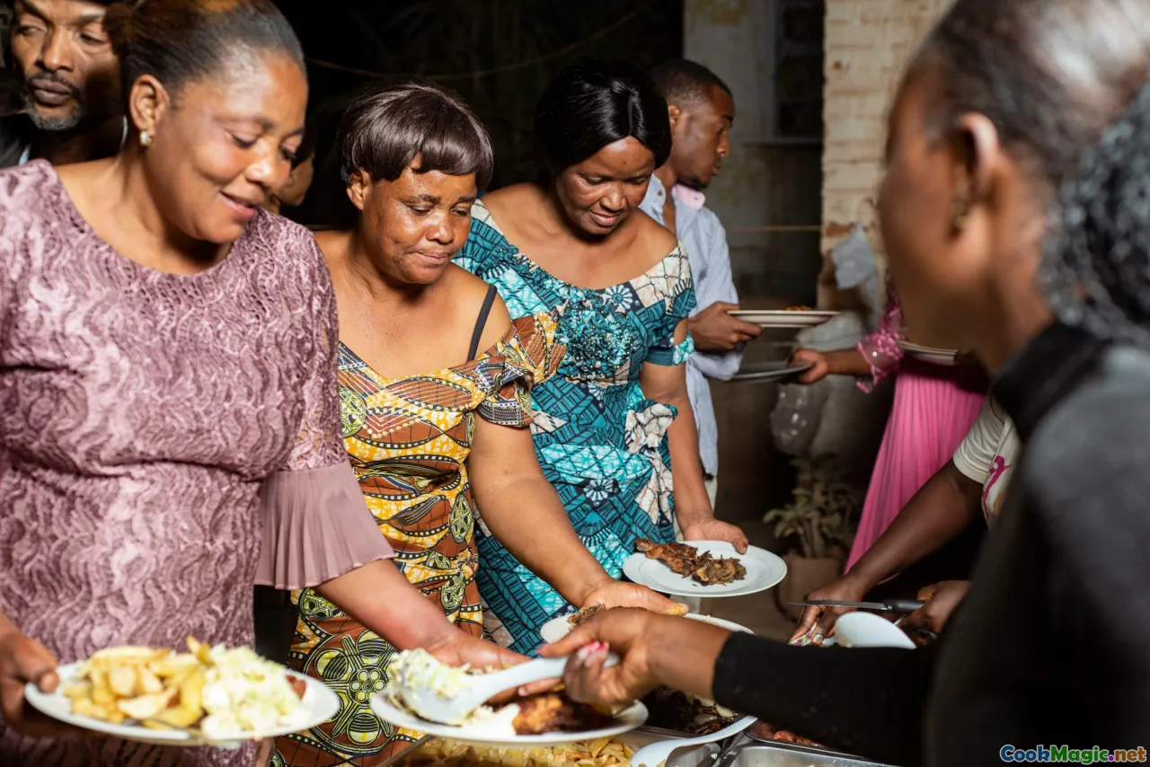 communal eating, shared meal, food community