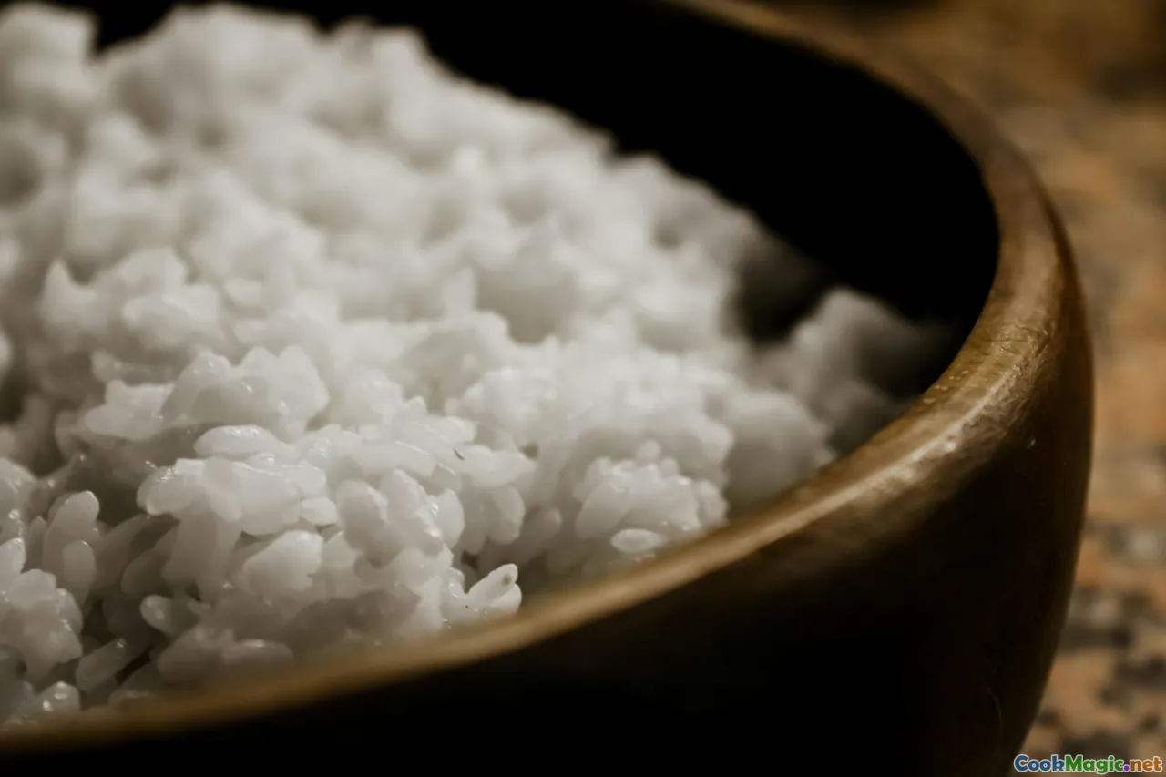 day-old rice, jasmine rice, fluffy rice