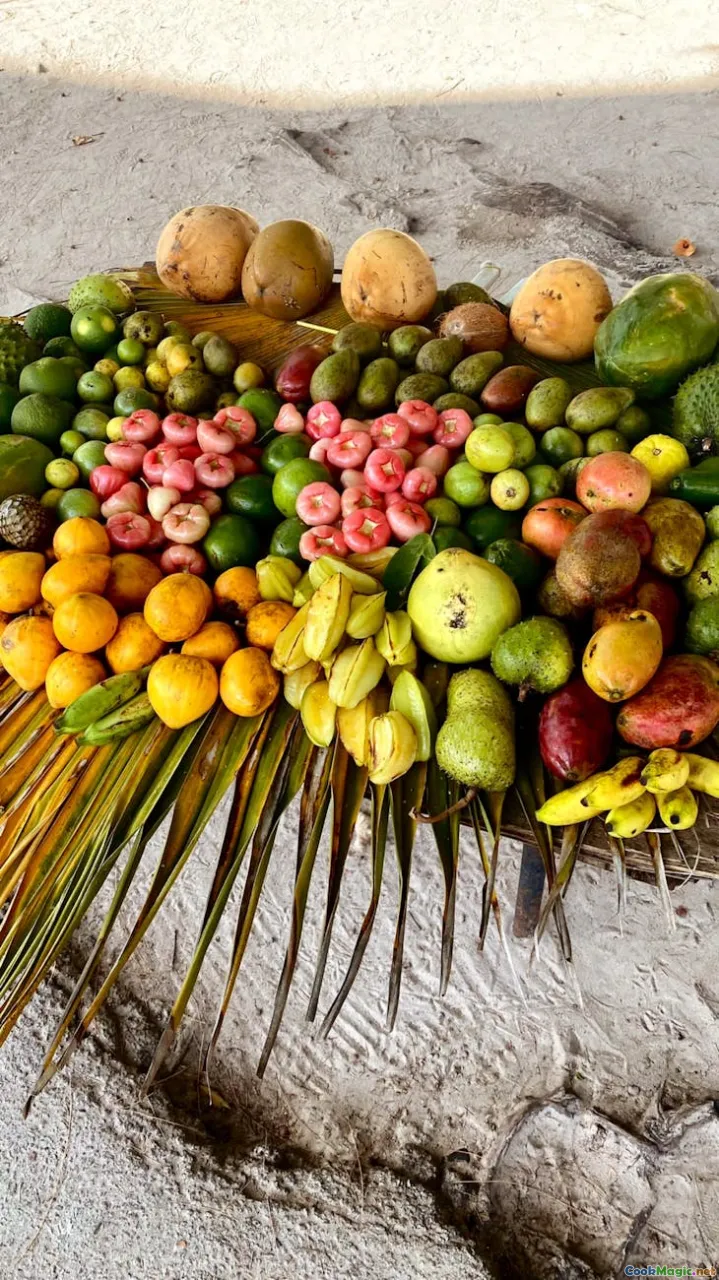 Grenadian fruits, tropical fruits, mango, breadfruit, soursop