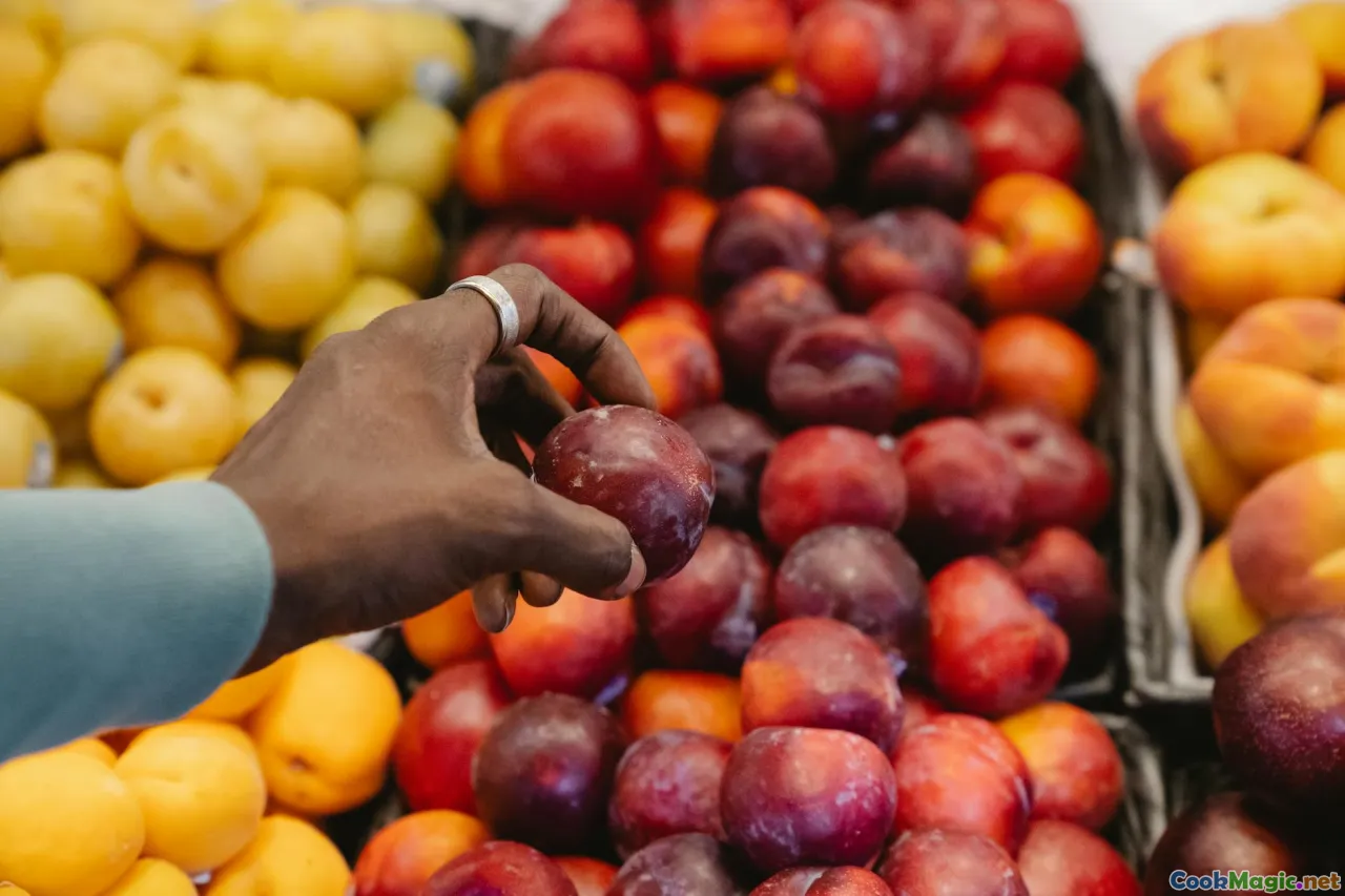 hand harvest, fair wage, diversity, farmworkers