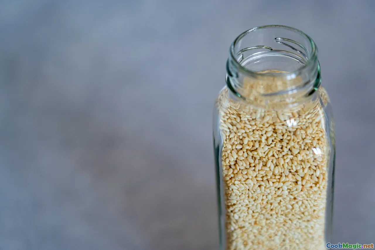 home cooking, spice jar, Ghanaian dishes