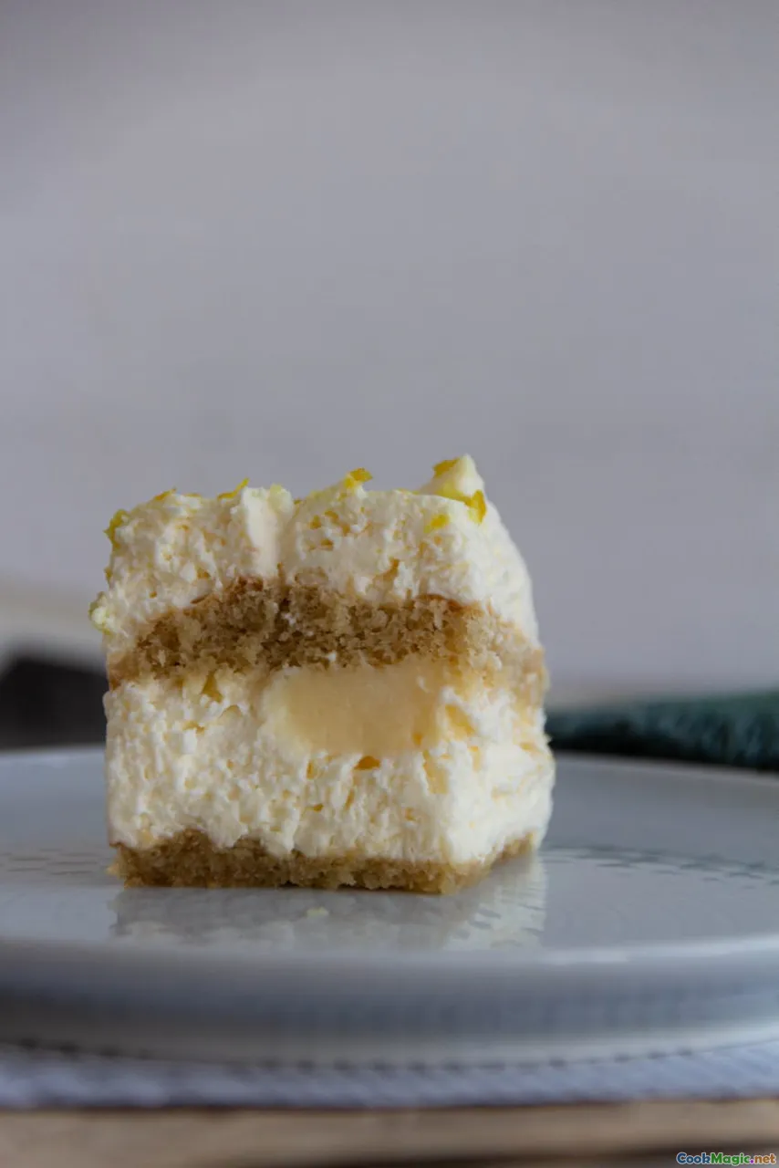 lemon slice, cranberry preserve, whipped cream, plated svickova