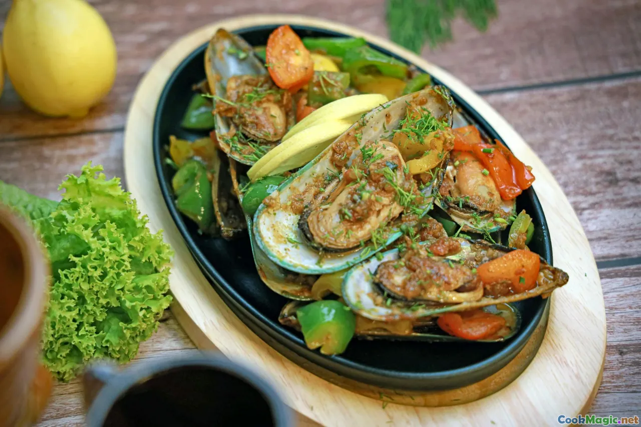 lobster thermidor, seafood pasta, Caribbean lobster boil, grilled lobster