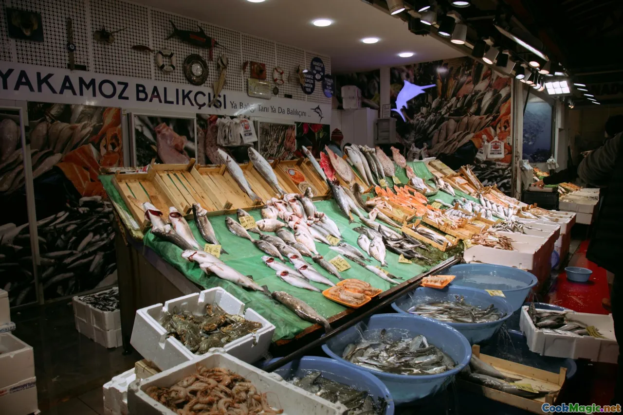 local seafood market, fresh lobster display, vendor, shopping for seafood