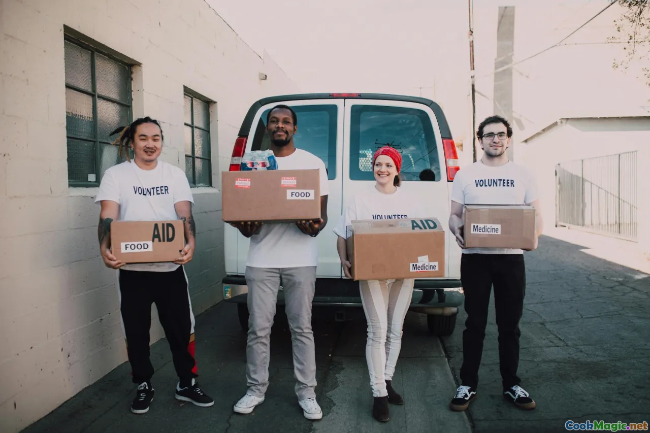 main street, bunting, volunteers, food booths