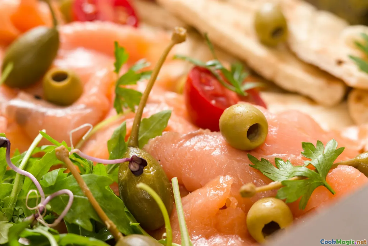 Marsaxlokk, fish market, capers, tomatoes