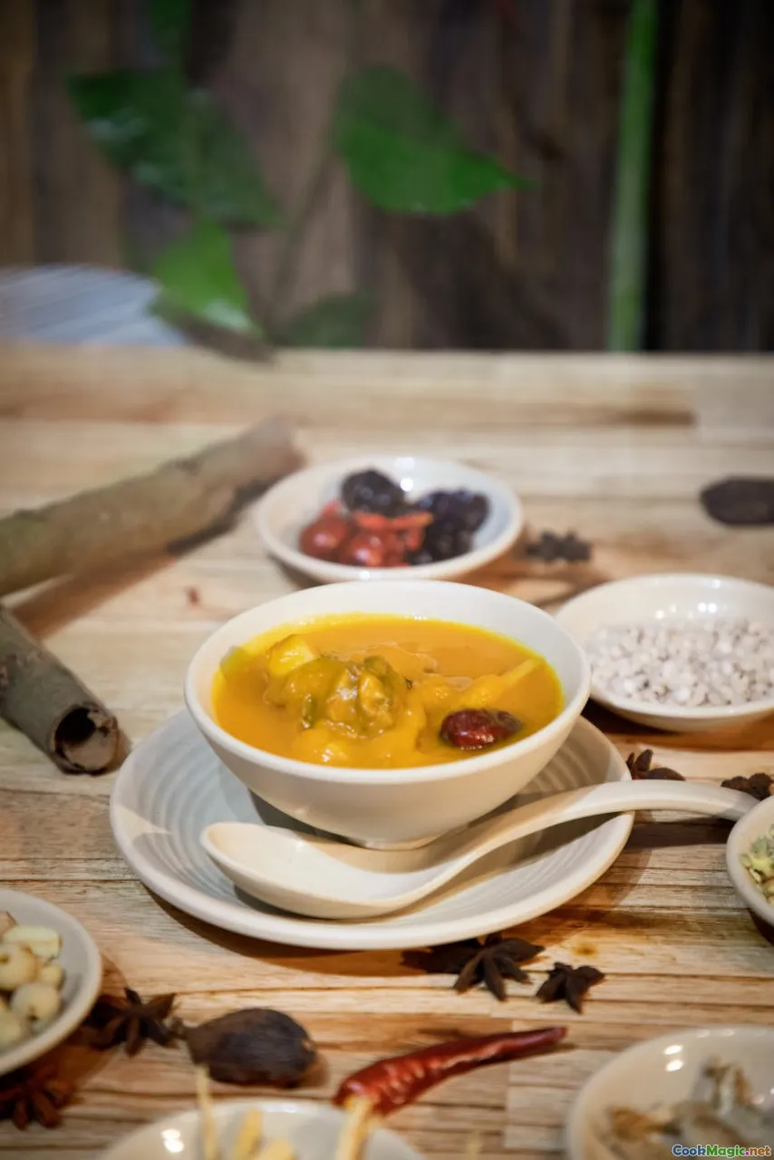 massaman curry, pumpkin, spices