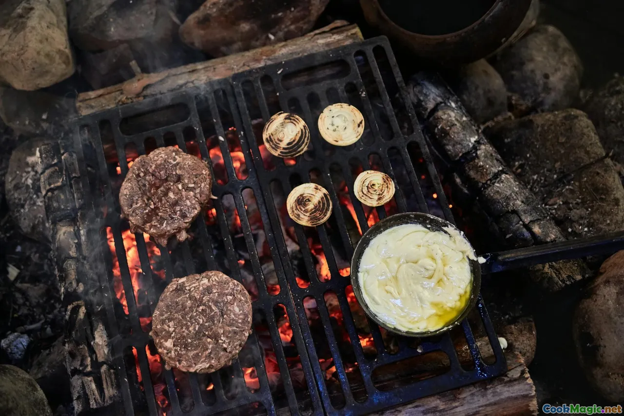 open fire, cast iron skillet, roasting, wood fire