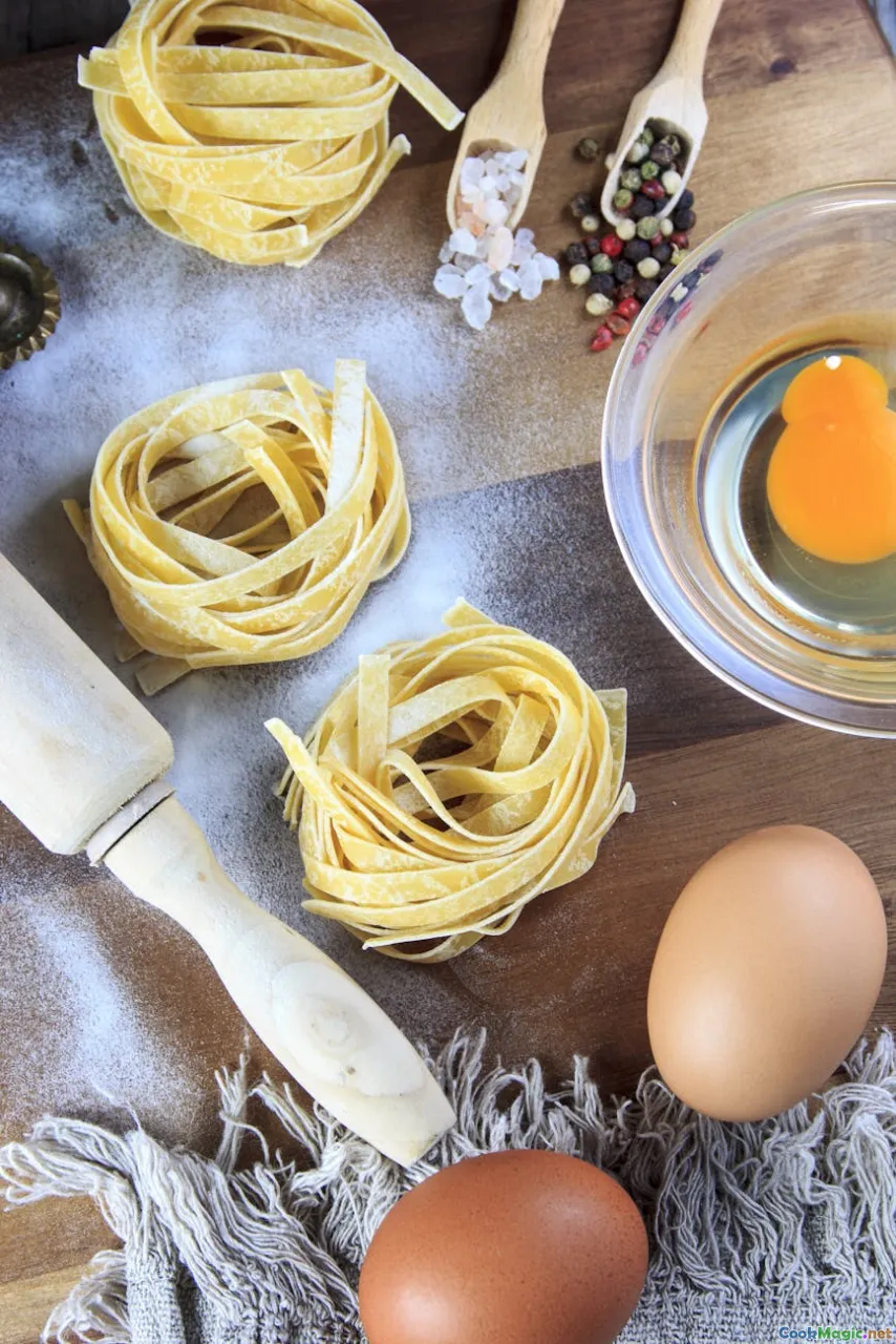 pasta ingredients, flour, eggs, sea salt