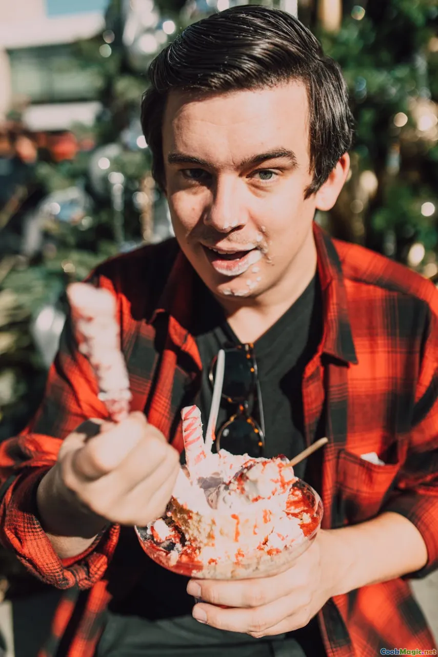 rømmegrøt bowl, sveler ferry, waffles with jam, 17 mai celebration