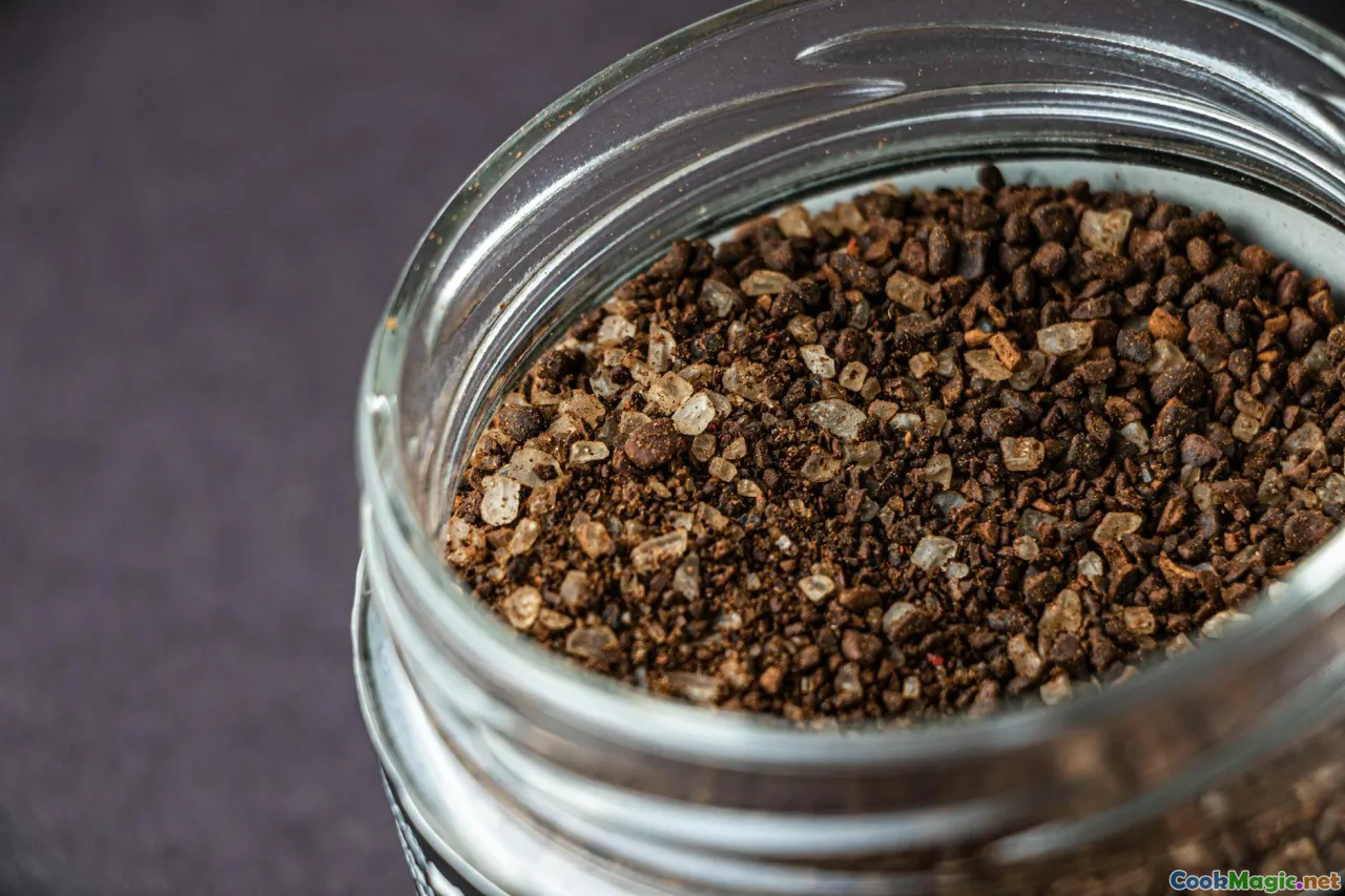 spice blending, Moroccan spice jar, cooking spices, spice grinder