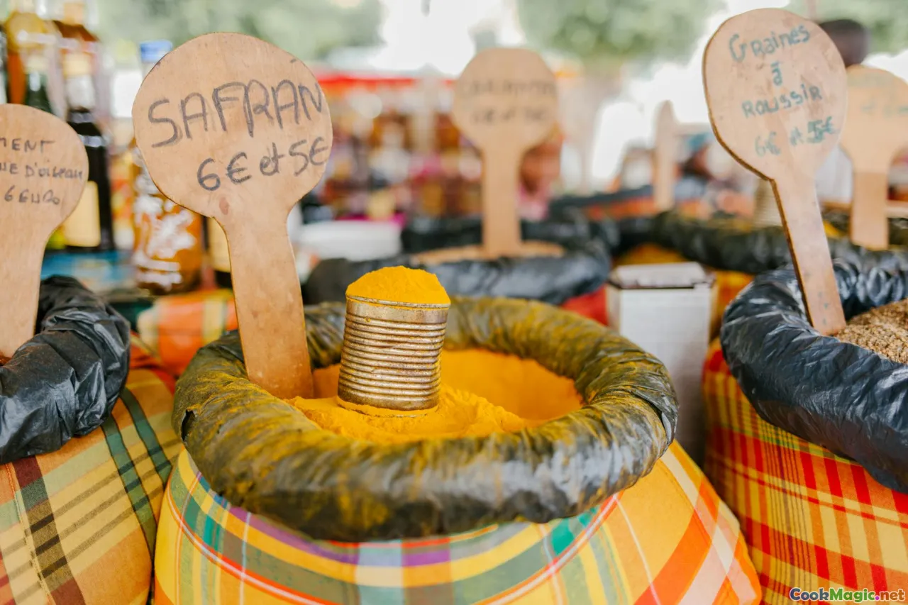 spice market, traditional spices, Indonesia spice stall