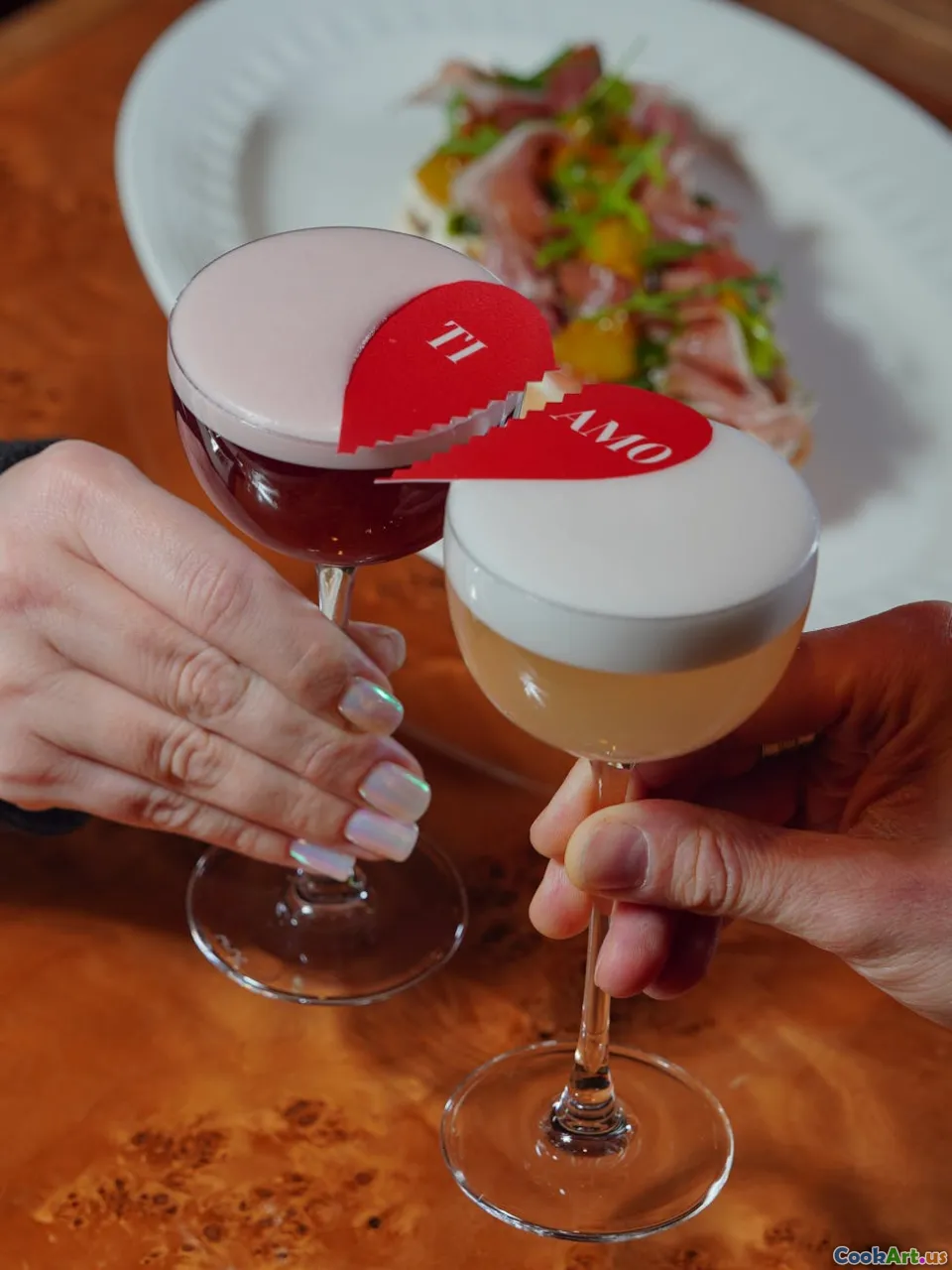 The Art of Flavor Pairing in Drinks