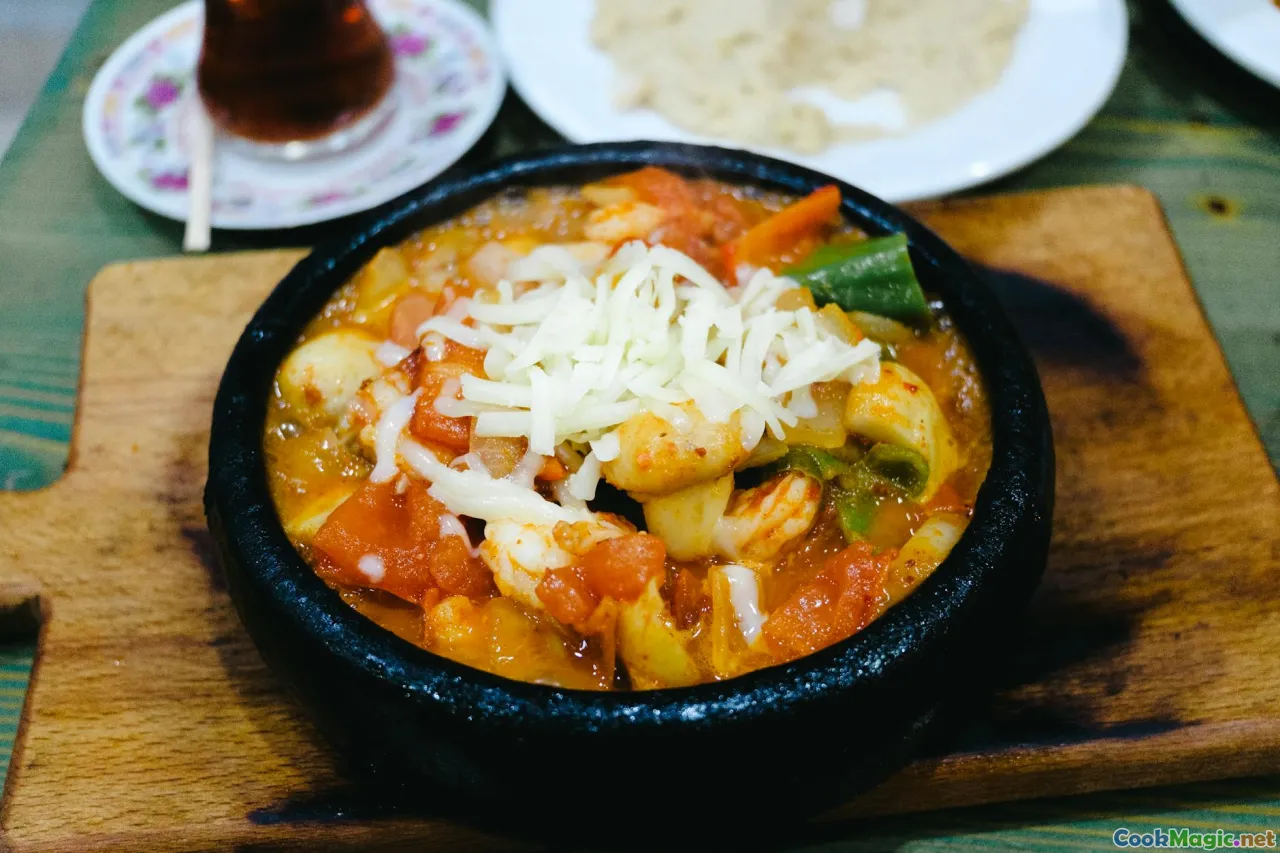 The Evolution of Fiskegrateng in Modern Norway