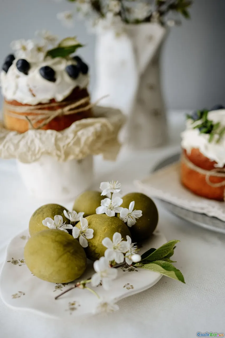 Yıl Boyu Kutlama Pastaları