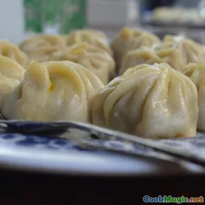 Steaming Methods for Traditional Vietnamese Bánh Bao
