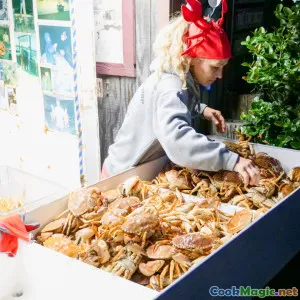 How to Make Authentic Papuan Ikan Bungkus