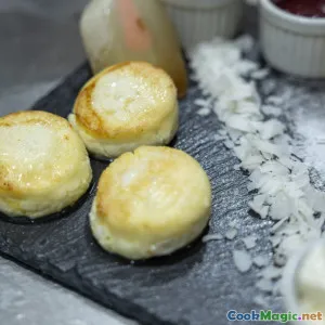 The Role of Sour Cream in Hungarian Cooking