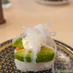 Global Dining Etiquette and What to Know Before Traveling